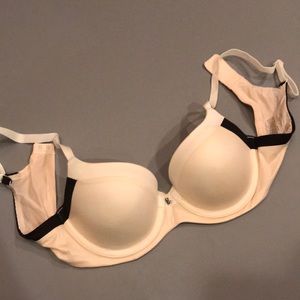 Victoria’s Secret Fabulous Lined Demi Bra